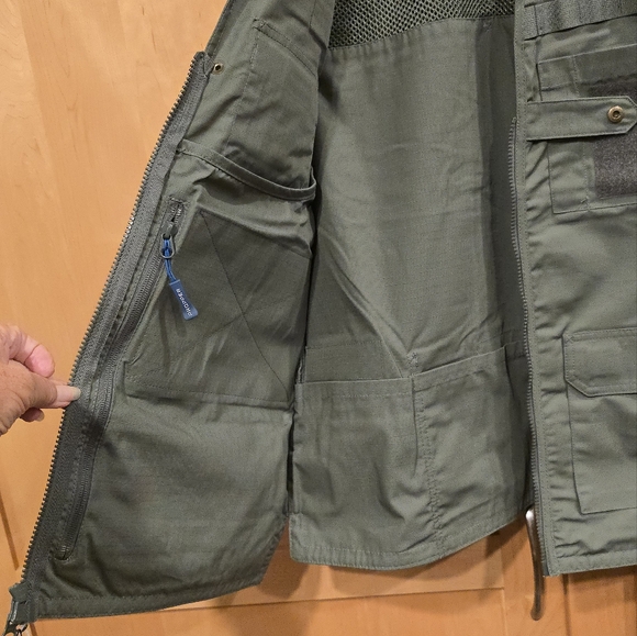 NWT Propper Multi-pocket vest - Picture 3 of 7